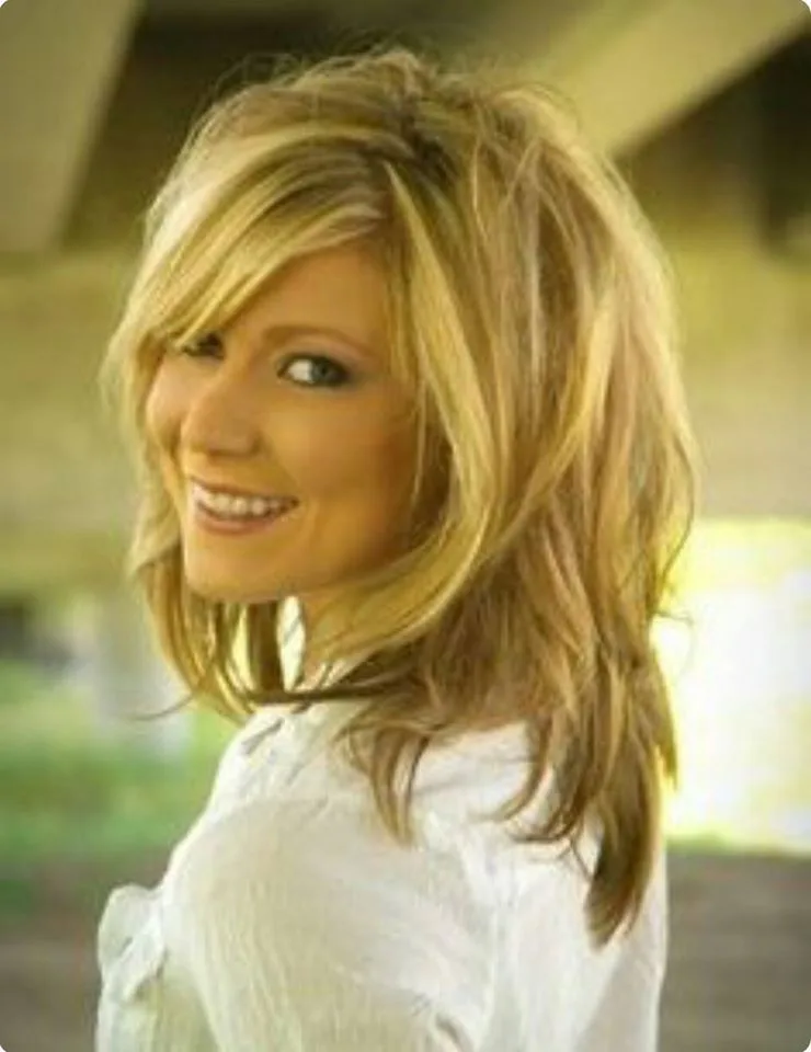 Blonde Short Shag Hair Cut
