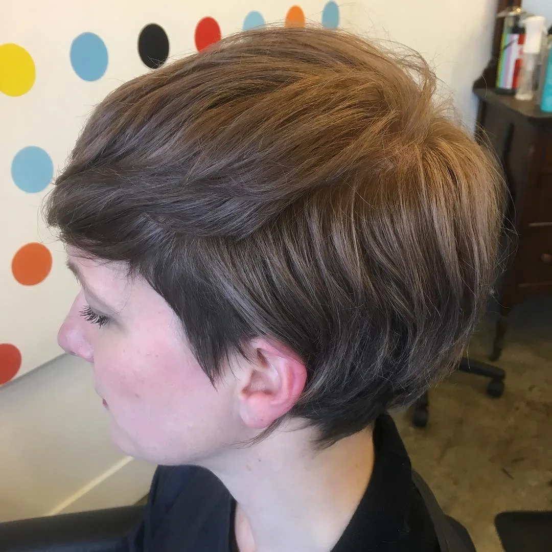 Stylish Short Shag Hair Style