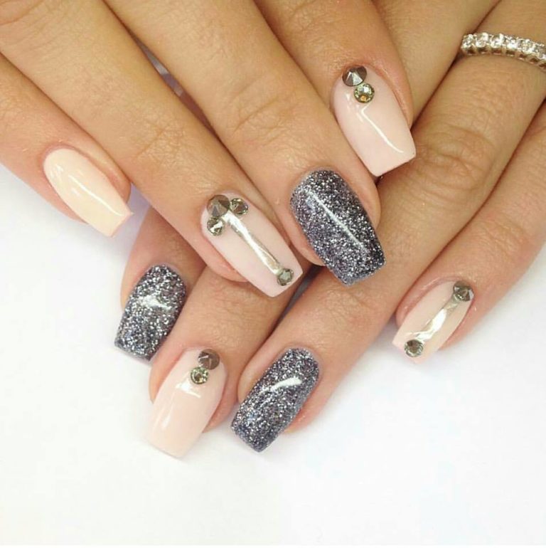 40 Lustrous Shimmer Nail Art For Gorgeous Nails Blurmark