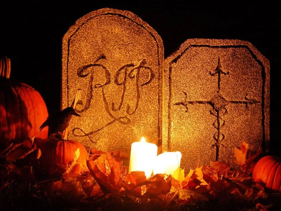 Appealing Graveyard In Your Front Yard