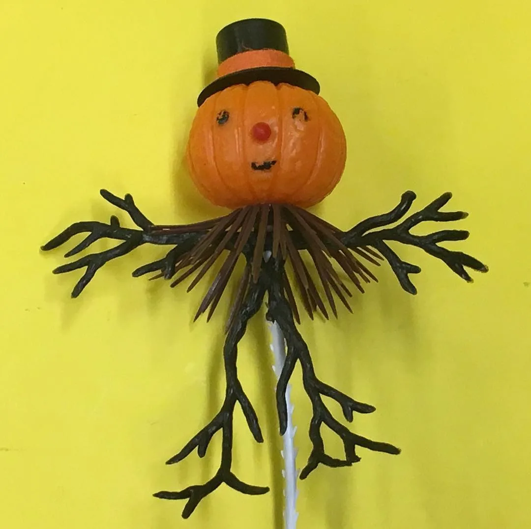Pumpkin ghost. Pic by vintage_halloween_sale