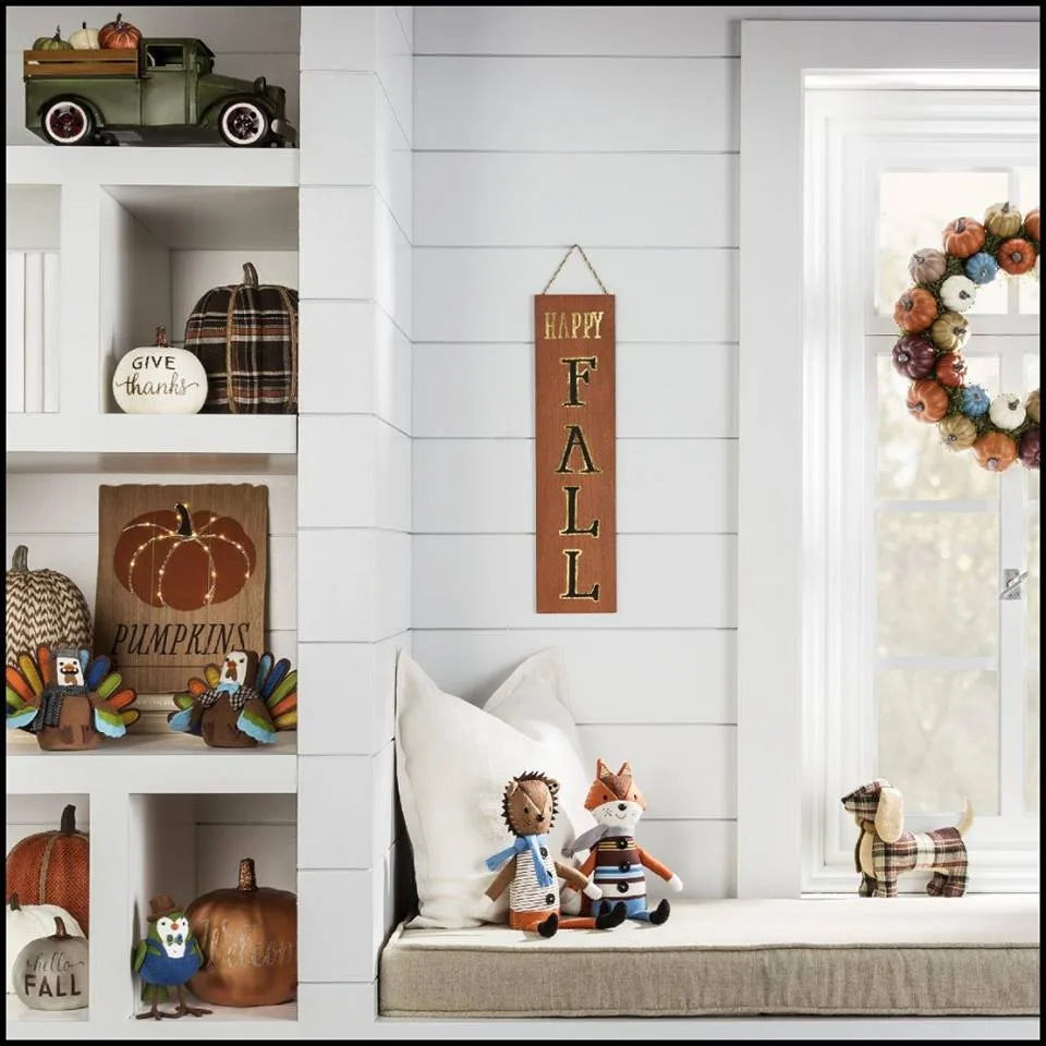 Marvelous Fall Decor With Pumpkin
