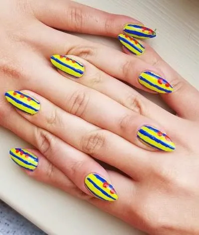 Dazzling Easy Summer Nail Art