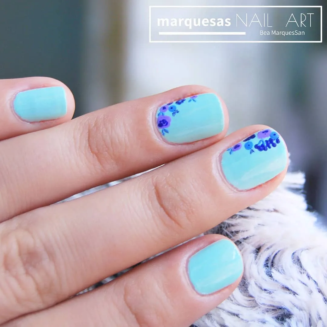 Gorgeous Blue Floral Print Nail Art