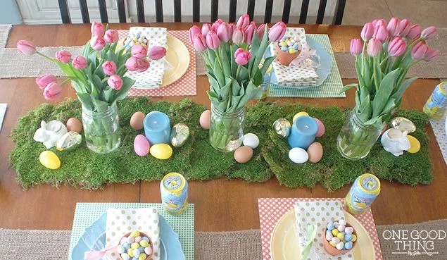 Tiny pots with Cadbury mini eggs to delight your guests.