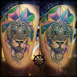 Ceative Colored Lion Tattoo On Thigh - Copy