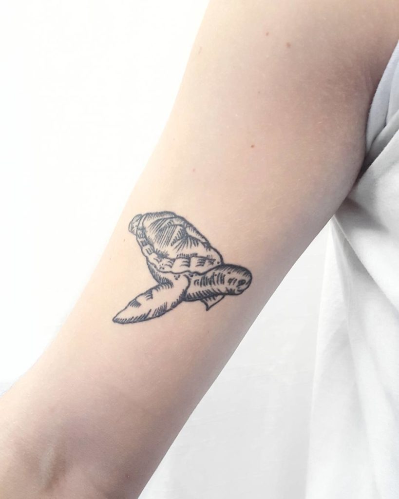 62 Turtle Tattoo Ideas For Women That Depict Beauty