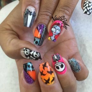 Killer Halloween Nail Art