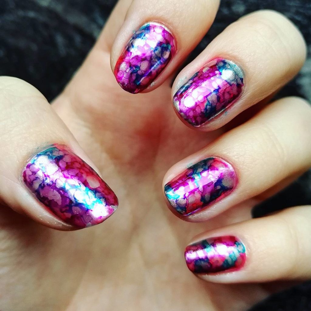 48 Fantastic Sharpie Nail Art Designs For This Spring - Blurmark