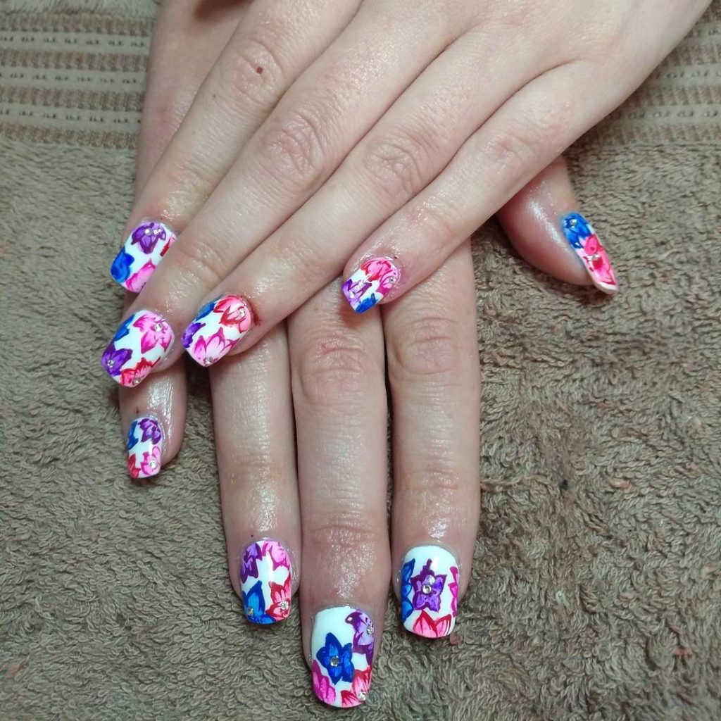 48 Fantastic Sharpie Nail Art Designs For This Spring