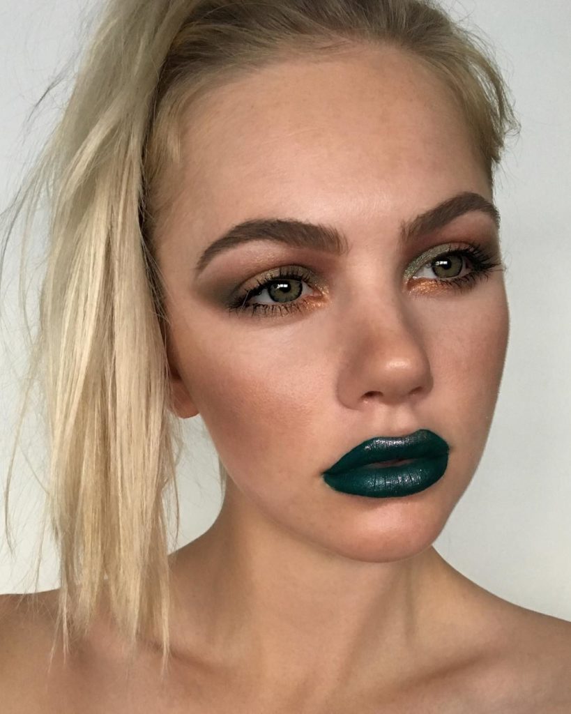 60-best-bold-lip-colors-to-wear-now-blurmark