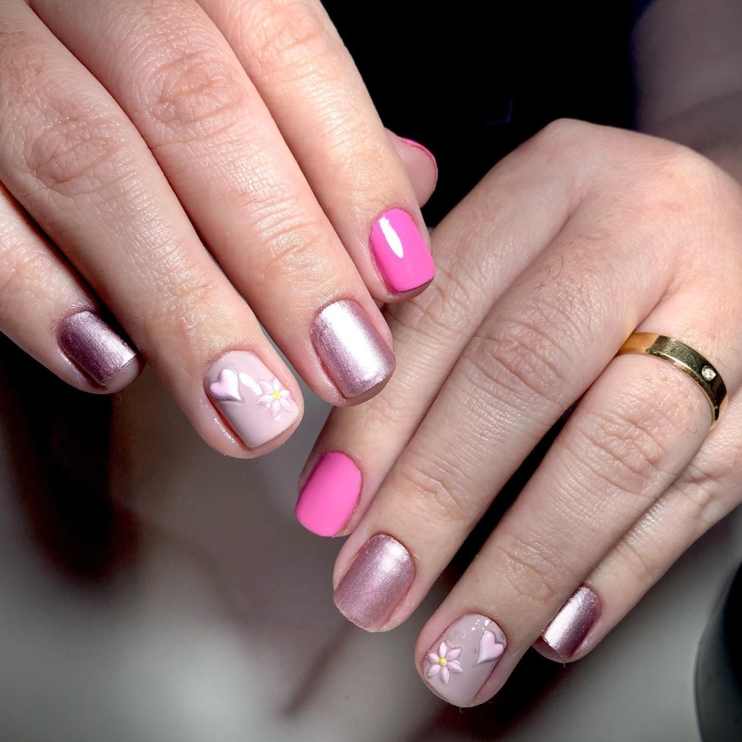 Glossy Pink Nails