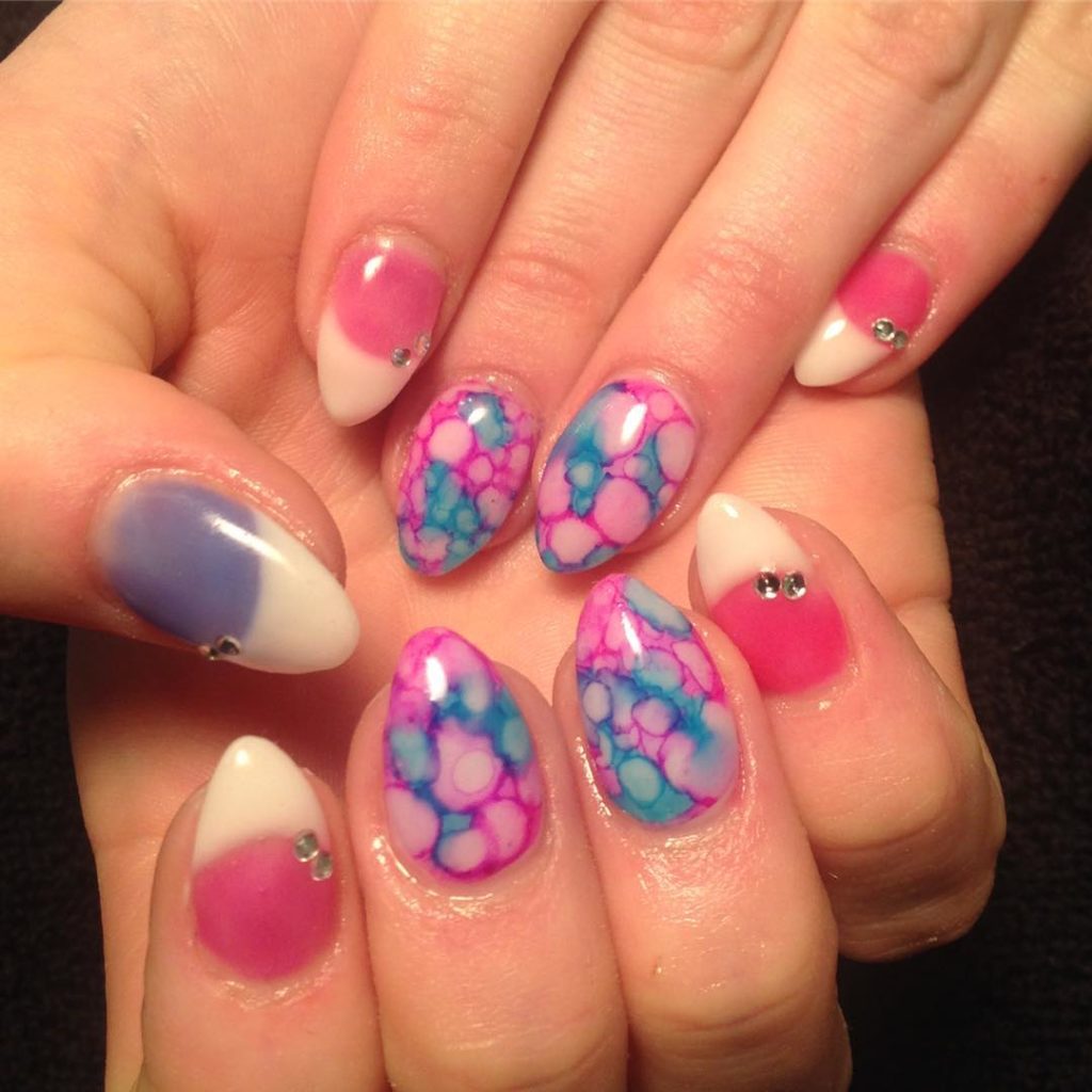 48 Fantastic Sharpie Nail Art Designs For This Spring