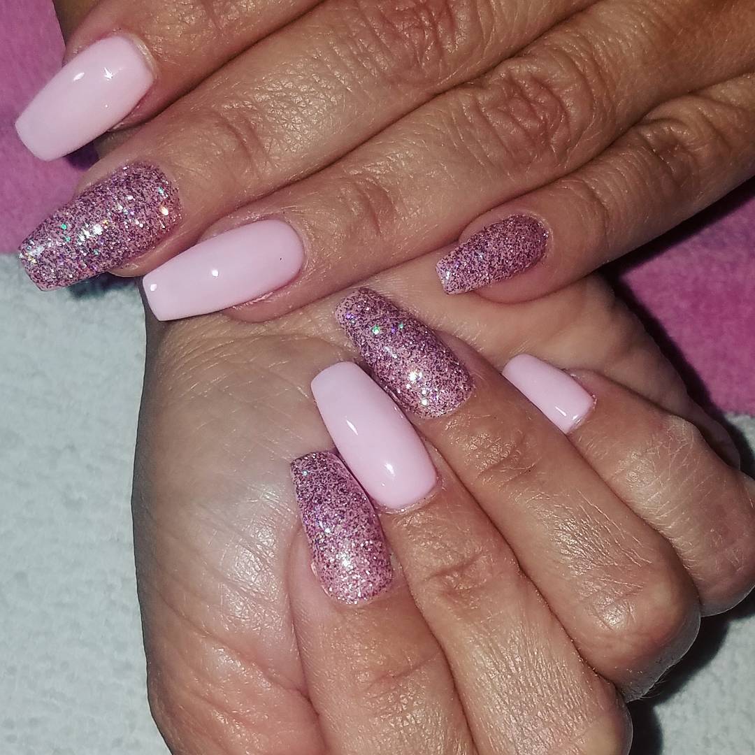 Pink Sparkle Acrylic Nails Get Images