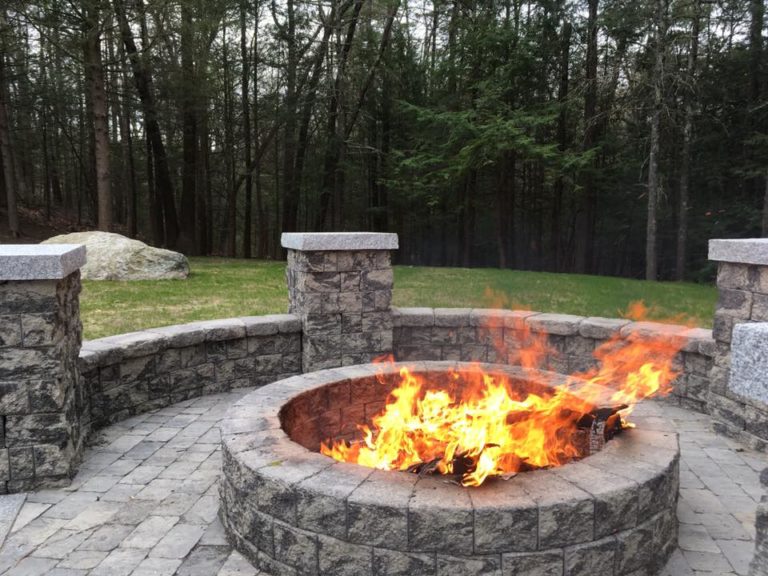 50 Comforting Fire Pit Sitting Idea For A Perfect Evening - Blurmark