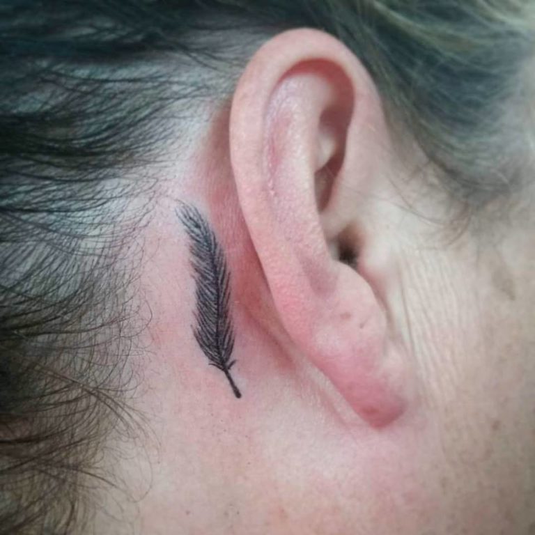 70+ Best Behind The Ear Tattoos For Women