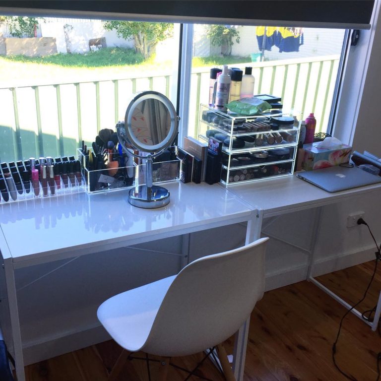 55 Great Makeup Vanity Decor Ideas To Adorn Your Home In Style Blurmark