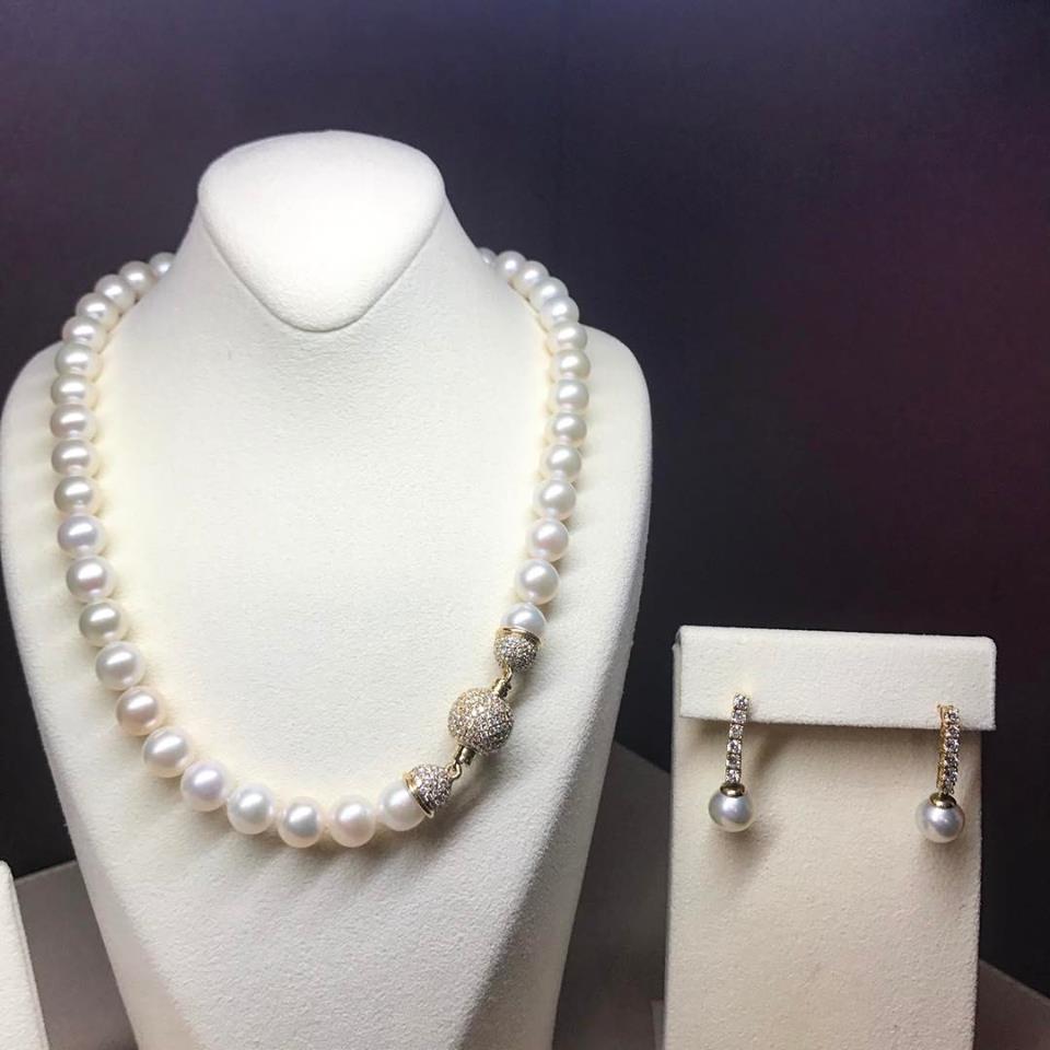 best pearl necklace designs
