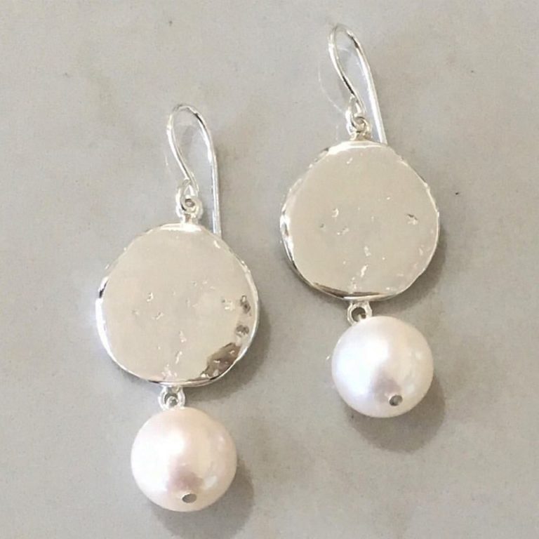 55 Simple and Elegant Drop Earrings To Complete A Simplistic Style ...