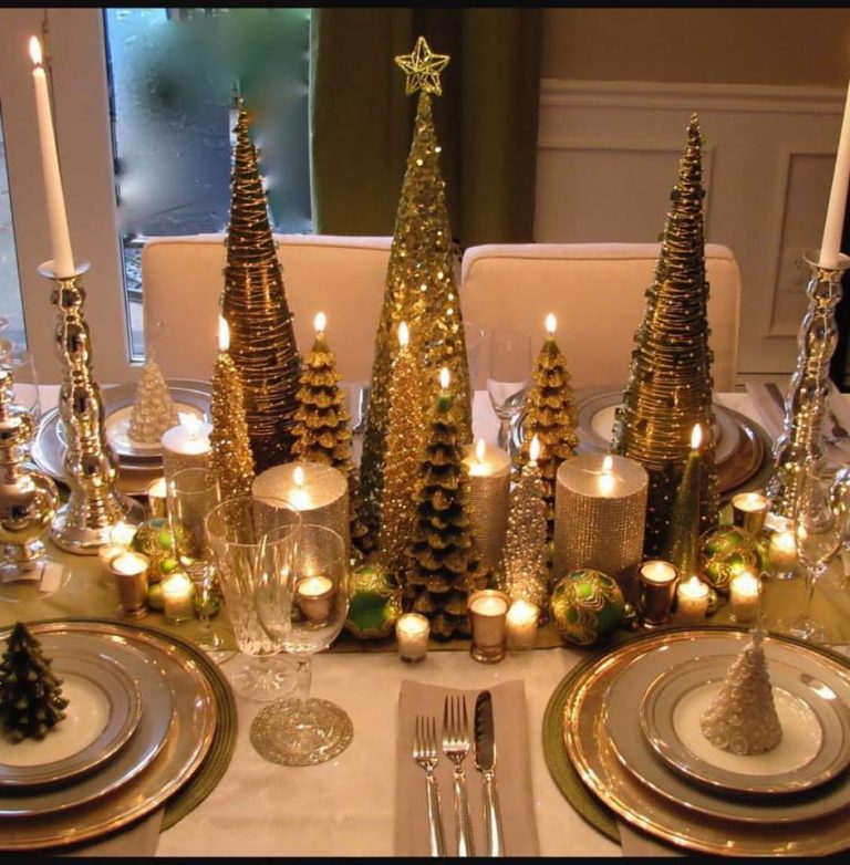 40 Attractive And Stylish Christmas Candle Decor Ideas