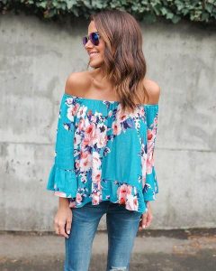 Light Blue Off Shoulder Floral Print Top With Jeans