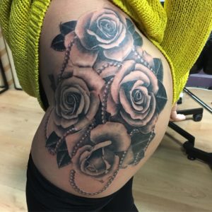 Rocking Black & Grey Rose Tattoo On Hip