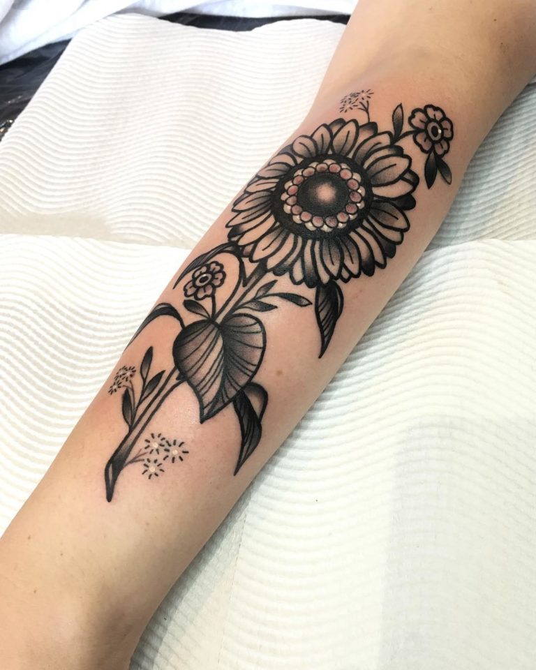 50+ Summer Sunflower Tattoo Designs And Ideas - Blurmark