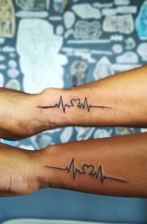 Dynamic Heart Rate Couple Tattoo On Arm