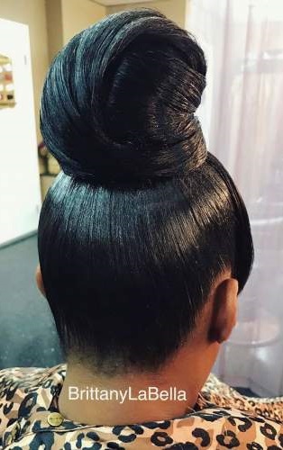 55+ Impressive Top Knot Hairstyles Of 2018 - Page 2 of 5 - Blurmark