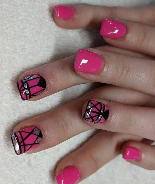 Pink and black geometric gel nails