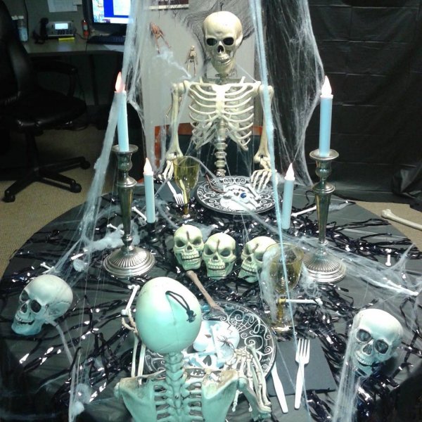 The boneyard is perfect idea for Halloween office decor. Pic by katieskreativedesigns