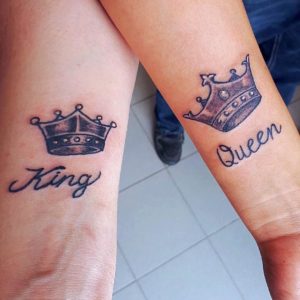 24 Beautiful Crown Tattoo Ideas To Show Royalty - Blurmark