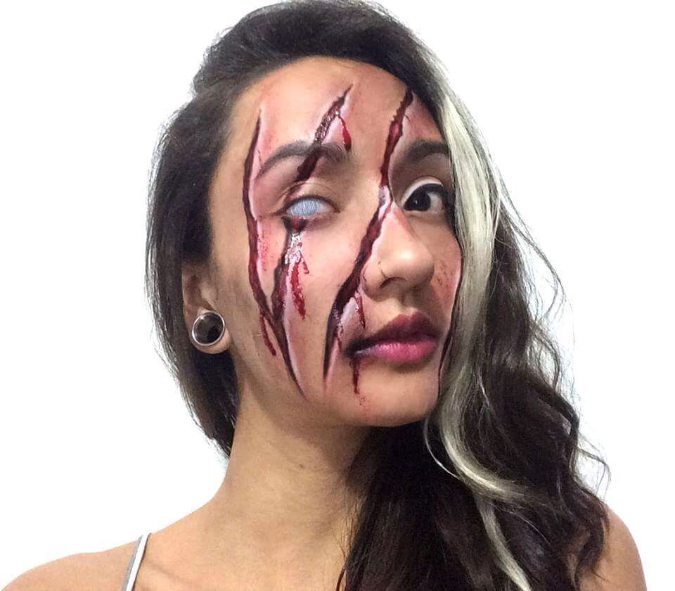 Deep Gashes and Blank Eye Halloween Makeup