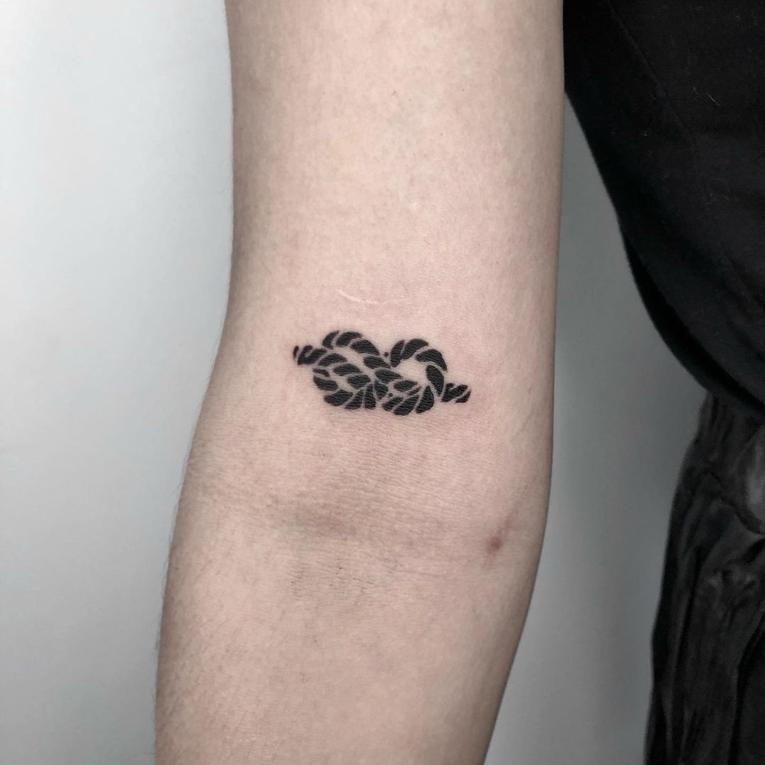 Knotted Infinity Tattoo on the Wrist