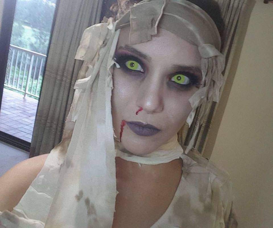 Undead Mummified Faxce- Creepy Halloween Makeup Ideas